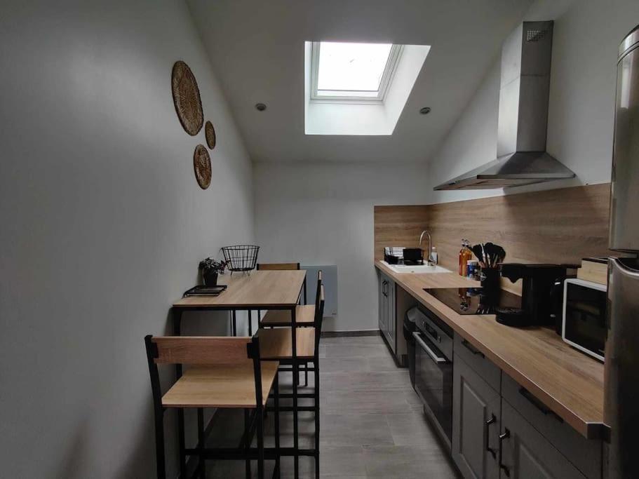 La Petite Falaise, Maison Avec Cour Dreux Centre Buitenkant foto
